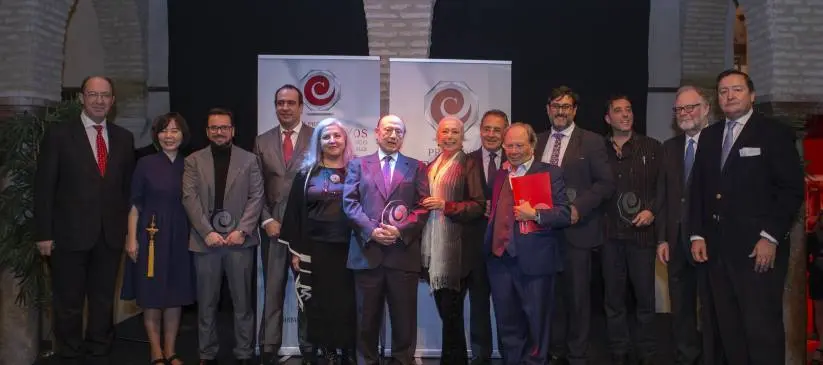 Premiados y Entregadores Cristina Hoyos 823x365 1