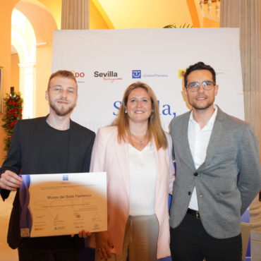 El Museo del Baile Flamenco recibe el diploma SICTED entregado por el Ayuntamiento de Sevilla